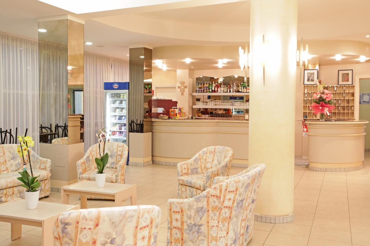 Hotel Santa Maria แชร์เวีย ภายนอก รูปภาพ
